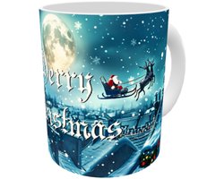Merry Christmas Santa Flying Over in the Sky with his Sleigh with Reindeers above House Roofs - Kerstman Vliegt met zijn Slee over de Daken van de Huizen met zijn trouwe Rendieren Romantische Kerstmis Mok 330 ml