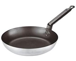 Metaal braadpan met anti-aanbaklaag 24 cm