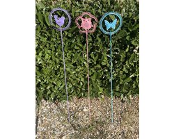 Metalen deco tuinstekers dieren - Set van 3 stuks - pastel paars/roze/blauw - hoogte 90 x dia 13 x 13 cm - Tuinaccessoires - Tuindecoratie - Tuinstekers