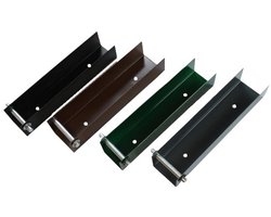 Metalen Geleidingsprofiel voor Beton Sokkel 45 x 300 x 0,8mm | Zwart