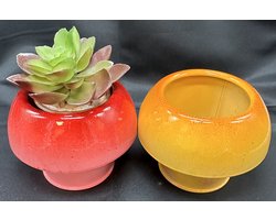 Metalen planten / kaarsen houder "champignon model" - Set van 2 stuks - roze + geel - hoogte 8 x 7 x 6 cm - Woonaccessoires - Tuinaccessoires - Tuindecoraties