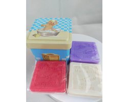 Metalen zeepblik vierkant met opdruk Bébé bleu met 3 gastenzeepjes - Vintage voorraadblik - Franse handzeep - Marseille zeep Marseillezeep