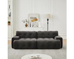 MEUNIQ grijze 2-zits bank met brede armleuningen, ronde vormen, knoopafwerking en diepe zit van 68 cm voor woonkamer of appartement