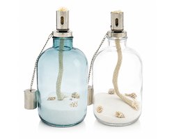 Mica Deco Olielampen Set van 2 – 1 Blauw en 1 Transparant – Met Wit Zand en Schelpen – 22 x 11 cm – Voor Buiten