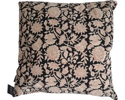 Mica - Kussen - Esmee - Zwart - 45x45x10 cm