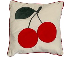 Mica Sierkussen Rode Kers 34x34 cm – Decoratief Kussen Fruit Design – Zacht & Speels