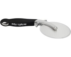 Microplane Pizzasnijder Pro - Zwart- Met deegprikker