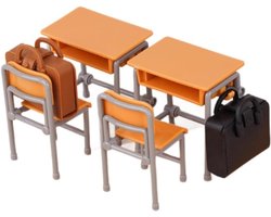 Miniatuur Klaslokaal Set met 6 Stukken, Inclusief Tafels, Stoelen en Schooltassen voor Decoratie en Speelgoed