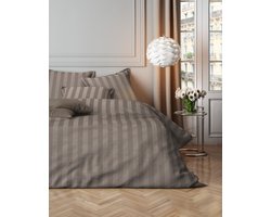 Mistral Home - DEKBEDOVERTREK - katoensatijnstreep - 270 x 220 cm + 2x 65 x 65 cm - extra breed - satijnstreep - bruin