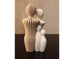 Modern Familie Beeldje – 14,5 cm – Abstract Design – Houten en Witte Kleuren – Gezinsbeeld met 2 Kinderen – Decoratief Beeld voor Woonkamer of Kantoor