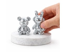 Modern Zilver Sculptuur Set van 2 – Abstract Woondecoratie – Space Rabbit & Beer – Design Beeldjes voor Woonkamer, Bureau & Auto