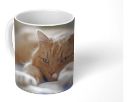Mok - Koffiemok - Kat - Bed - Bedsprei - Meisjes - Kinderen - Jongens - Kind - Mokken - 350 ML - Beker - Koffiemokken - Theemok
