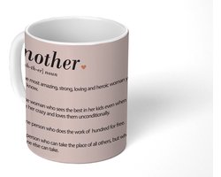 Mok - Koffiemok - Mother - Spreuken - Mama definitie - Woordenboek - Quotes - Mokken - 350 ML - Beker - Koffiemokken - Theemok - Mok met tekst