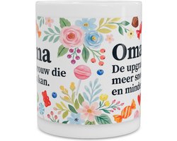 Mok Mama en Oma woordenboek grappige tekst de vrouw die alles kan en de upgrade met meer snoepjes illustratie met kleurrijke bloemen en snoep Cadeau voor Moeder en Oma Moederdagcadeau theemok koffiemok voor op bureau of thuiswerkplek
