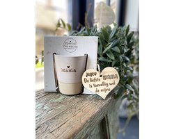 Mok met houten hartje - Beker - Mama - Keramiek - 9 x 8 cm -
