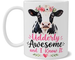 Mok met koe en tekst Udderly Awesome and I Know It - Koffiebeker aquarel Fries-Hollandse koe met bloemenkrans - Grappig cadeau - Dubbelzijdig