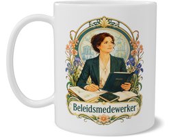 Mok met tekst Beleidsmedewerker - Uniek beroepen cadeau voor kantoor en ambtenaar - Art Nouveau stijl portret vrouw met blauwe bloemen - Decoratieve vintage koffiemok voor bureau en sfeervolle thuiswerkplek