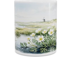 Mok - Zilte Waterranonkel in Kustlandschap - Aquarel Duinlandschap met Witte Waterbloemen en Klassieke Windmolen - Keramische Koffiebeker - Cadeau Natuurfan