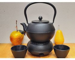 Mooie gietijzeren theepot set 1.2 L van het merk LEIJZER Design inclusief warmhoud houder en 2 kopjes van 100 ml