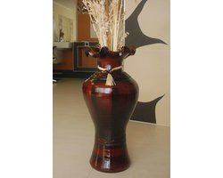 Mooie grote handgemaakte vaas voor unieke decoratie