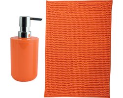 MSV badkamer droogloop mat - Milano - 40 x 60 cm - met bijpassende kleur zeeppompje - oranje