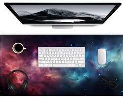 Muismat 80x40 cm - Bureaumat gaming galaxy - Computer en gameroom accessoires blauw - Muis en bureau mat onderlegger - Game room - Slaapkamer decoratie - Bureaulegger desktop xl - Mousepad xxl - Muismatten office desk anti slip
