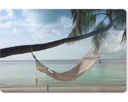 Muismat Hangmat op het strand - Hangmat vastgeknoopt aan een palmboom bij een strand muismat rubber - 27x18 cm - Muismat met foto