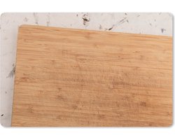 Muismat XXL 120x80 cm - Bureau onderlegger - Bureau mat Een houten snijplank op een decoratieve ondergrond - Bureaumat - Gaming mousepad xl - Bureaulegger groot - Computer deskmat