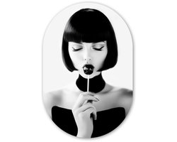 Muurovaal 80x120 cm - Ovale wanddecoratie Vrouw - Lolly - Zwart - Wit - Ovalen schilderij - Muurdecoratie woonkamer - Kamer decoratie - Schilderijen - Wandcirkel