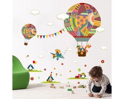 Muursticker Dieren in Luchtballon en Vliegtuig | Wanddecoratie | Muurdecoratie | Slaapkamer | Kinderkamer | Babykamer | Jongen | Meisje | Decoratie Sticker |