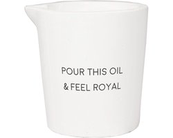 MY FLAME - Massagekaarsje - Pour this oil & feel royal - Calming sandalwood - wit