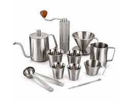 My Green Deal - Complete RVS Koffieset 9-delig - Slow Coffee Set met Handkoffiemolen, Koffiefilter Nr. 2, Koffiekan 600 ml, Melkkan & 4 Koffiekopjes - Zilver