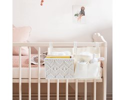 Nachtkastje Caddy Hangende Organizer, Stapelbed Geweven 7 Zakken Bed Opbergtas Boho Afstandsbediening Tijdschrift Boeken Houder met Macrame voor Hoogslaper College Studentenkamer Slaapkamer Baby