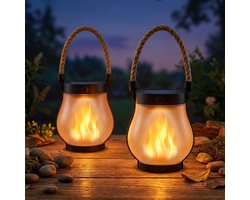 Namajunas - Buitenlamp op zonne-energie - Vlam lamp - 2 stucks - Met flikkerend vlam effect - Twee licht effecten - USB-C en opladen op zonne energie - IPX4 waterdicht - Hanglamp met touw - Tuin versiering - Geschikt voor tuin, tuinhuis en terras
