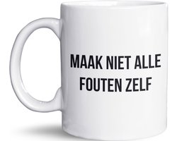 NietMokken.nl - Grappige mok - Maak niet alle fouten zelf, geef je collega’s ook een kans - Leuke beker als cadeau voor collega’s of vrienden - Keramische mok - Dubbelzijdig bedrukt - Vaatwasser- en magnetronbestendig - Keramische tas