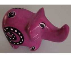 Nog meer sfeer in uw woonomgeving met deze prachtig handgemaakte mini olifant! Een bijzondere olifant gemaakt van speksteen, een zachte natuursteen. Vind een gezellig plekje in je huis, serre/tuinkamer of de werkkamer. Voor uzelf of als cadeau.