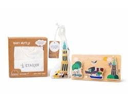 Noox City Kids Kraamcadeau Set Groningen – Babymuts + Martinitoren Knuffel + Houten Puzzel – 100% Katoen – Fairly Made – Baby Cadeauset