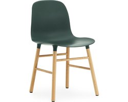 Normann Copenhagen Form chair - Stoel - Groen met eiken onderstel