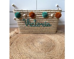Opbergmand - Rieten mand - 60cm - Speelgoed - Opbergen - Mand met naam - Pompon - Wol - Gepersonaliseerd - Handgemaakt - Decoratie - Geboortegeschenk - Verjaardagscadeau - Kraamgeschenk - Geboorte - Marokko - Palmblad - Cadeau - Kinderkamer - Koffer