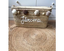 Opbergmand - Rieten mand - 60cm - Speelgoed - Opbergen - Mand met naam - Pompon - Wol - Gepersonaliseerd - Handgemaakt - Decoratie - Geboortegeschenk - Verjaardagscadeau - Kraamgeschenk - Geboorte - Marokko - Palmblad - Cadeau - Kinderkamer - Koffer