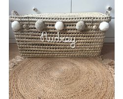 Opbergmand XXL - Rieten mand - 80cm - Speelgoed - Opbergen - Mand met naam - Pompon - Wol - Gepersonaliseerd - Handgemaakt - Decoratie - Geboortegeschenk - Verjaardagscadeau - Kraamcadeau - Geboorte - Marokko - Palmblad -Cadeau - Kinderkamer - Koffer