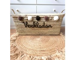 Opbergmand XXL - Rieten mand - 80cm - Speelgoed - Opbergen - Mand met naam - Pompon - Wol - Gepersonaliseerd - Handgemaakt - Decoratie - Geboortegeschenk - Verjaardagscadeau - Kraamcadeau - Geboorte - Marokko - Palmblad -Cadeau - Kinderkamer - Koffer