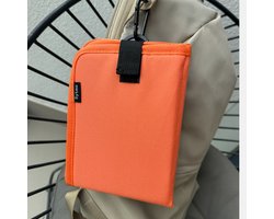 Opvouwbaar zitmatje | Zitkussen voor buiten, reizen & festivals| Kampeerkussen | Reiskussen | Picknick, wandelen, strand, Koningsdag | Oranje | Waterdicht 600D Oxford met XPE-schuim | Lichtgewicht & draagbaar | Met karabijnhaak
