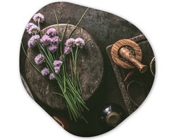 Organische Wanddecoratie - Kunststof Muurdecoratie- Organisch Schilderij - Bieslook - Keuken - Vijzel - Rustiek - Kruiden - Paars- 60x60 cm - Organische spiegel vorm op kunststof