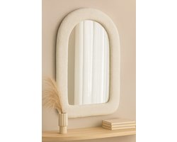 Ovale Bouclé Spiegel – Decoratieve Wandspiegel met Zachte Stoffen Rand – Crèmekleur – Modern & Stijlvol Interieur