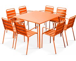 Oviala - Set van een vierkante tuin tafel en 8 oranje stoelen - Palavas