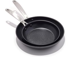 OXO Improved 8" and 10" Frying Pan Frying Pan Set, Healthy Ceramic Nonstick, PFAS-free, Stainless Steel Handle, Dishwasher Safe, Oven Safe, Black