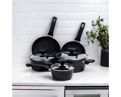 Pannenset met Antiaanbaklaag, Aluminium met Titaniumcoating, 3 Pannen met 3 Deksels Aan Gehard Glas en 2 Koekenpannen Voor Alle Fornuizen, Inclusief Inductie 8-Delige