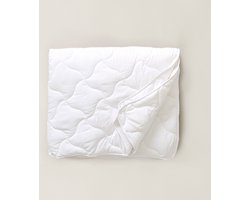 Petite Amélie 4-SEIZOENEN EENPERSOONSDEKBED ANTI-ALLERGISCH| 140 x 200 CM