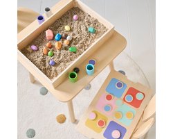 Petite Amélie Houten Sensorisch Speelbak - Met Deksel - Incl. Geheugen en Kleursorteerspel met 12 Gekleurde Houten Schijven – Meerkleurig